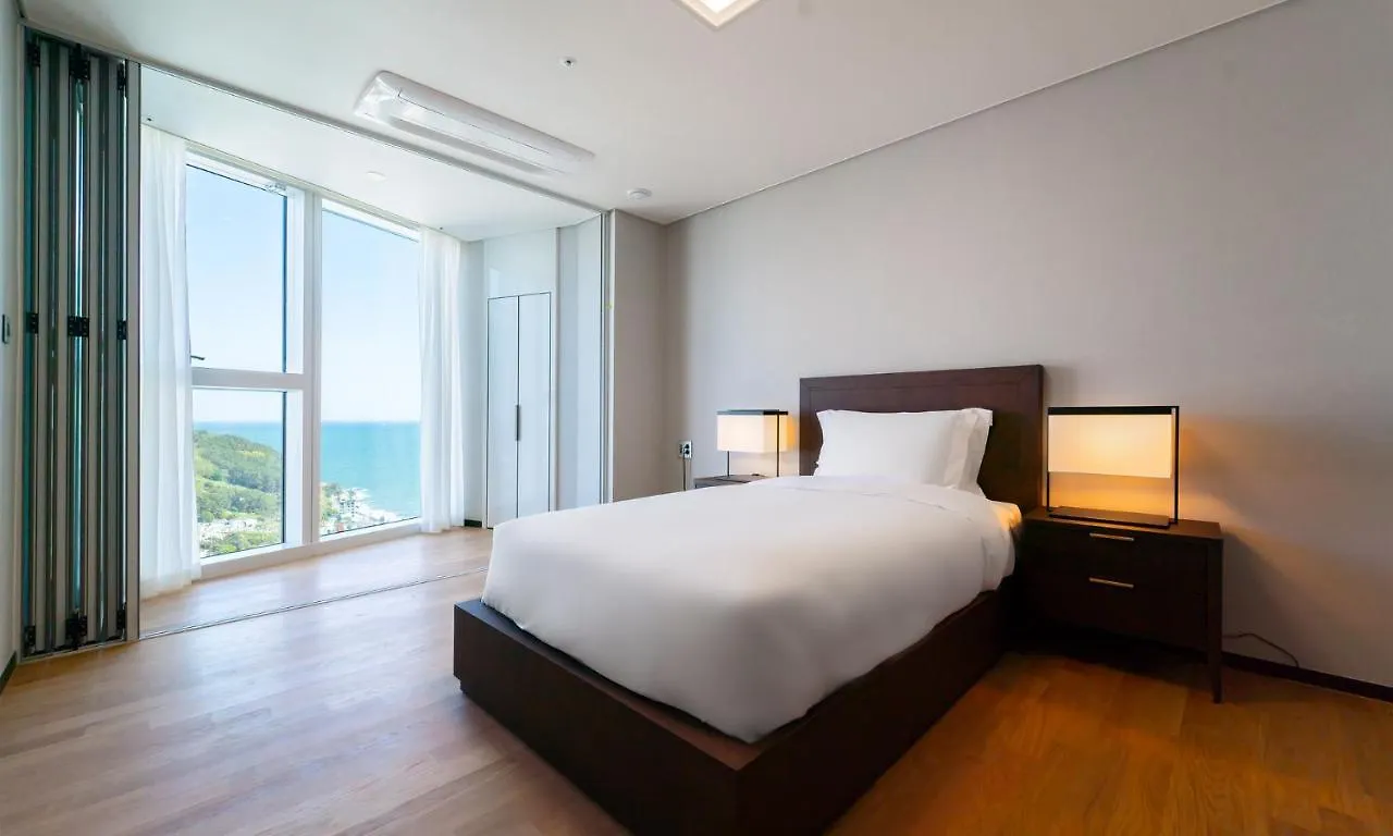 Grand Lct Residence Busan