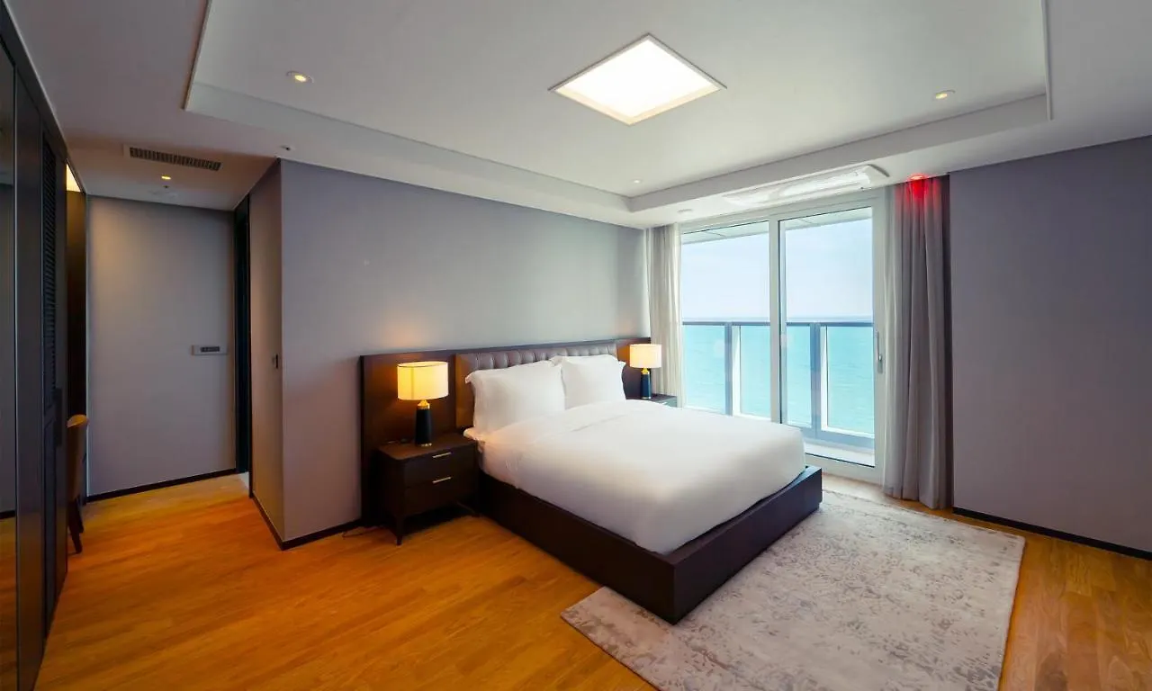 Grand Lct Residence Busan Hotel
