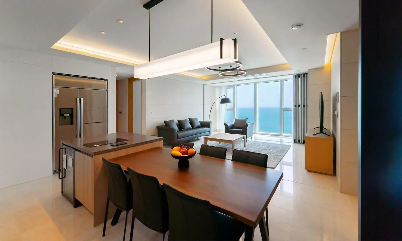 Hotel Grand Lct Residence Busan